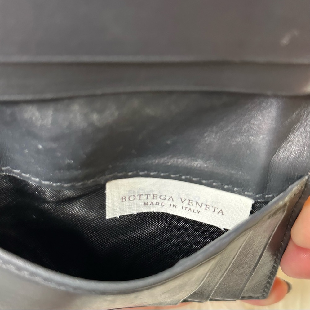 BOTTEGA VENETA Card Holder with Box and Dust Bag - Picture 4 of 12